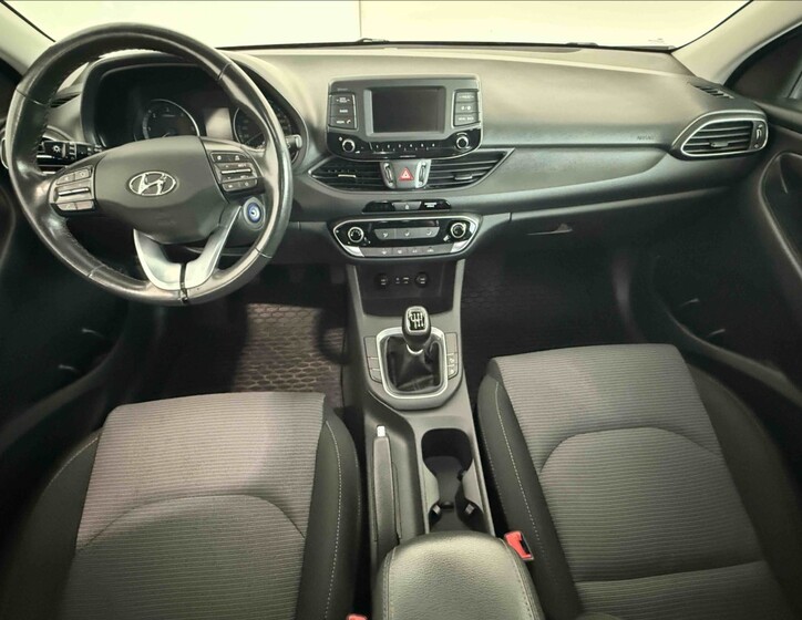 Hyundai i30 9