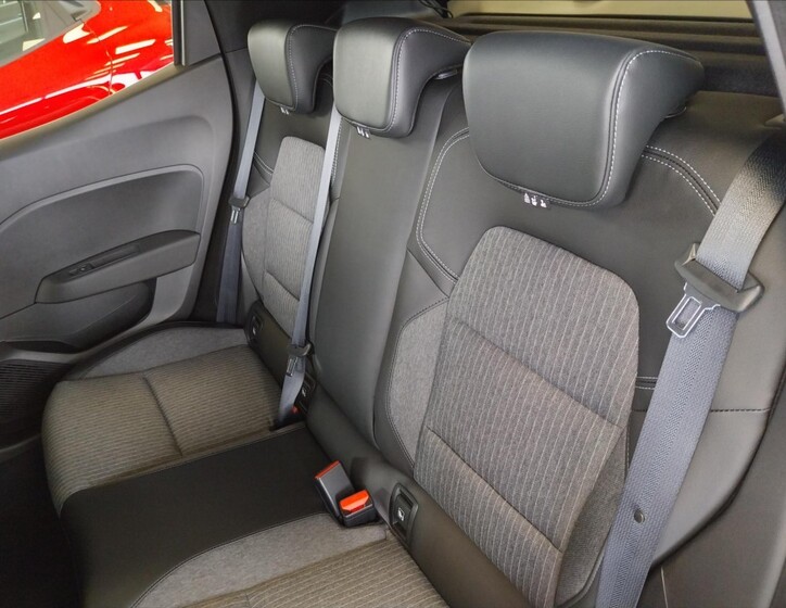 Mitsubishi Colt 7