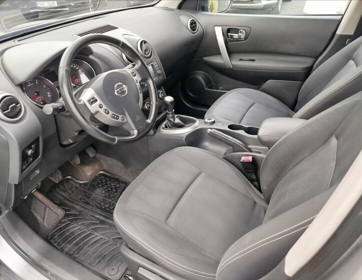 Nissan Qashqai 12
