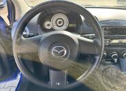 Mazda 2 10