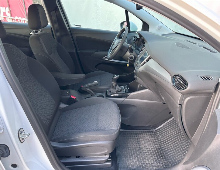 Opel Crossland X 12