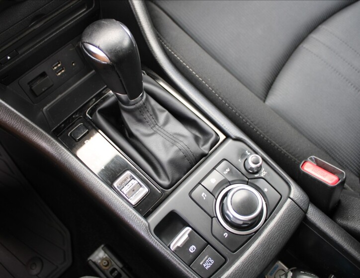 Mazda CX-3 23