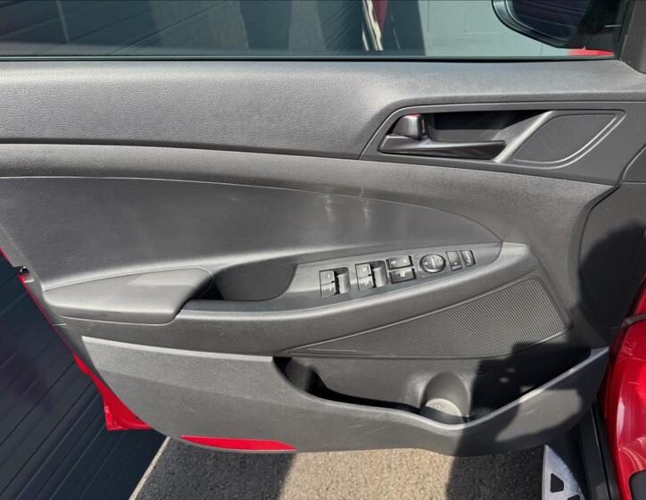 Hyundai Tucson 23