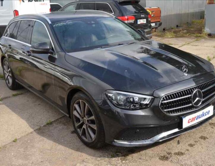 Mercedes-Benz Třídy E 3