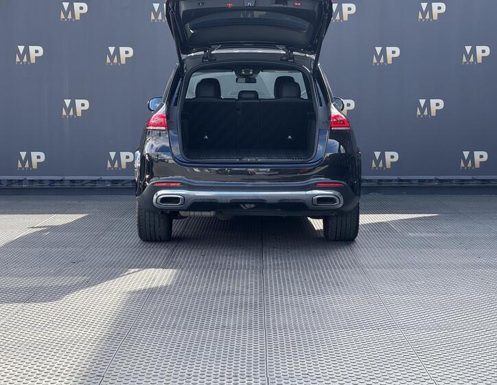 Mercedes-Benz GLE 9