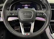 Audi Q7 8