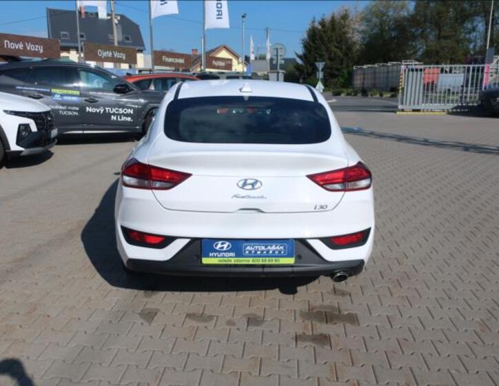 Hyundai i30 6