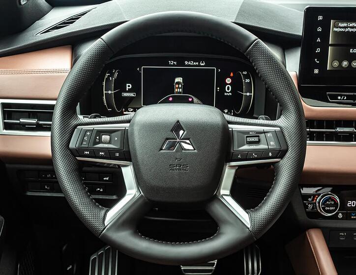 Mitsubishi Outlander 16