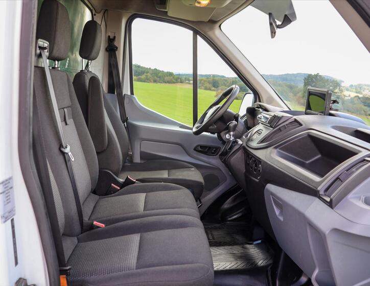Ford Transit 11