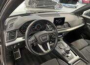 Audi Q5 6