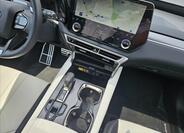 Lexus RX 500h 25