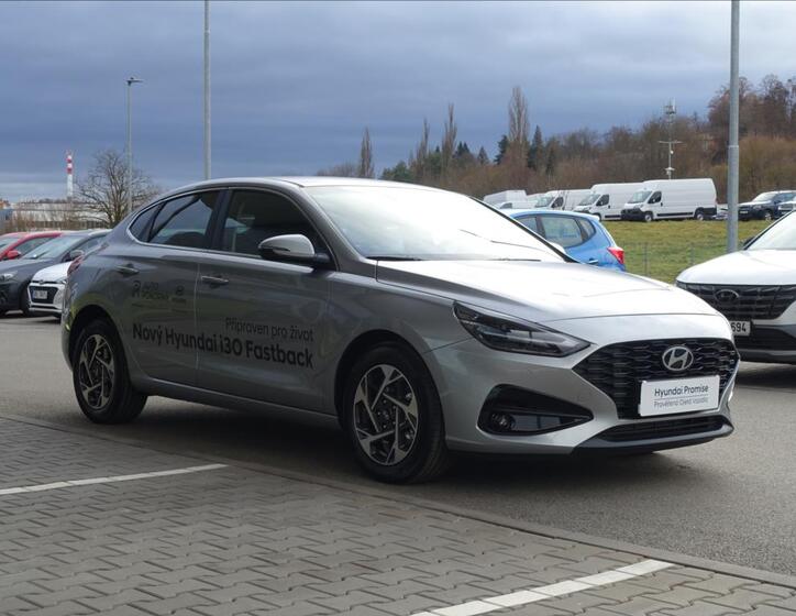 Hyundai i30 4