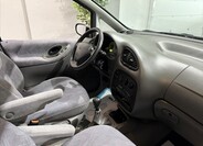 Ford Galaxy 16