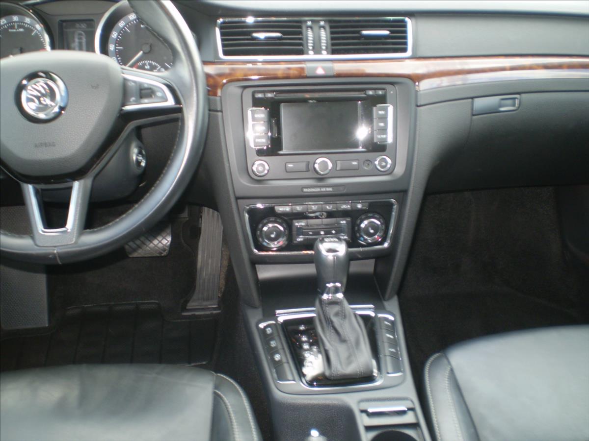 Škoda Superb