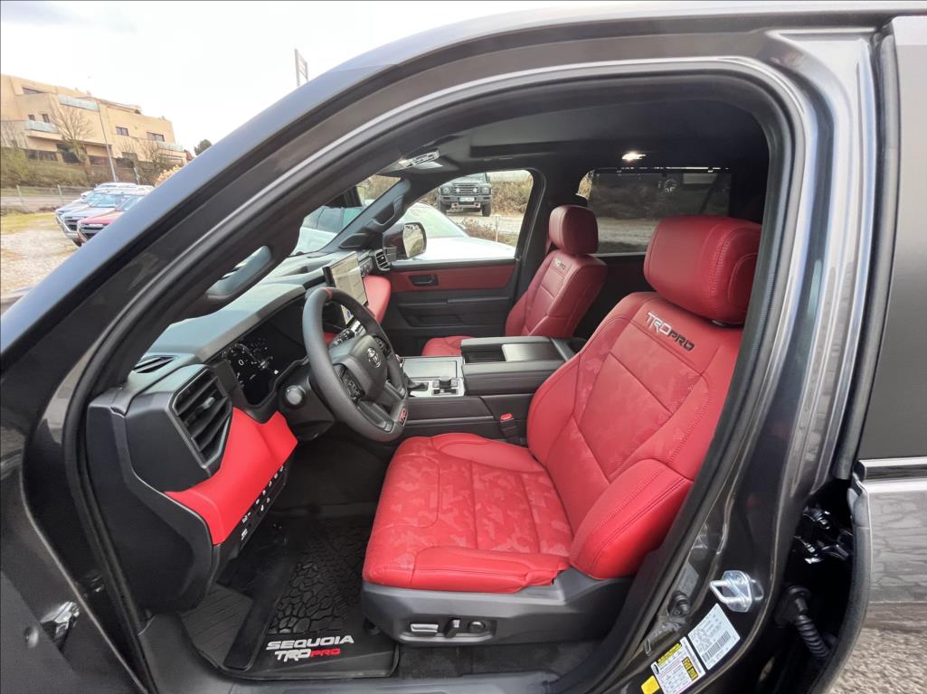 Toyota Sequoia