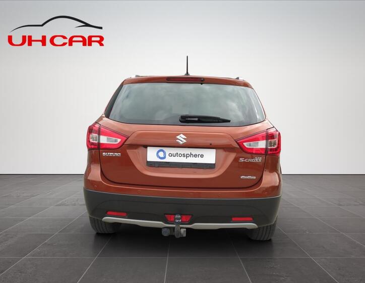 Suzuki SX4 S-Cross 6