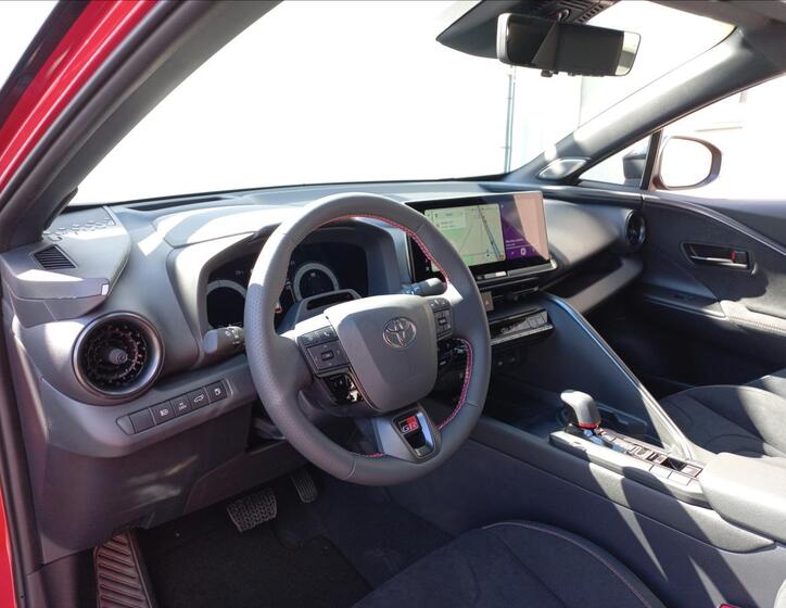 Toyota C-HR 12