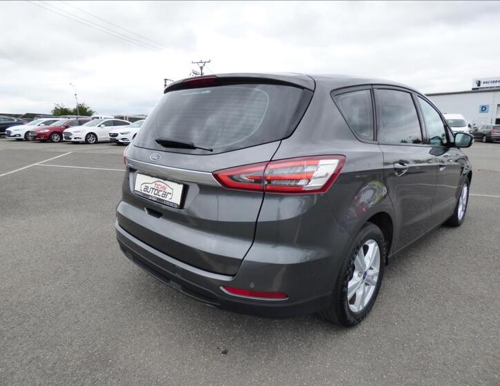 Ford S-MAX 3