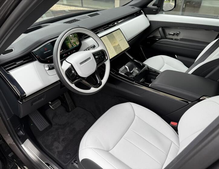 Land Rover Range Rover Sport 11