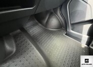 Volkswagen Caravelle 50