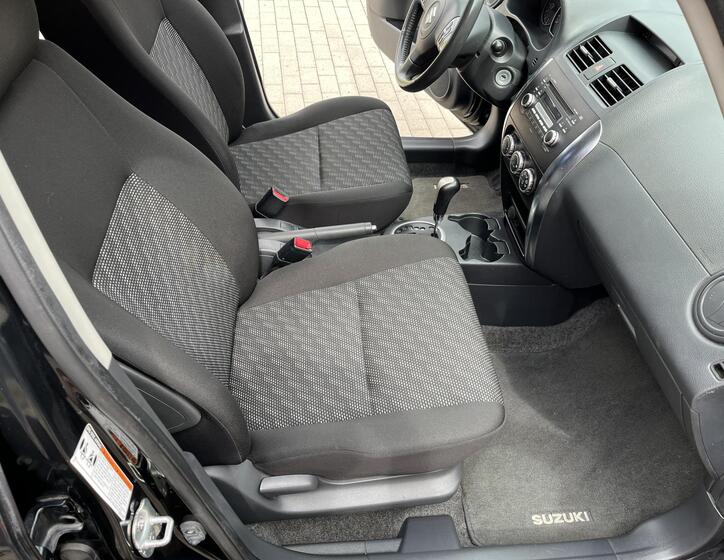 Suzuki SX4 15