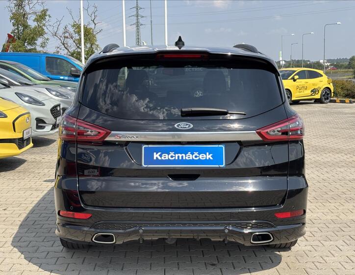 Ford S-MAX 4