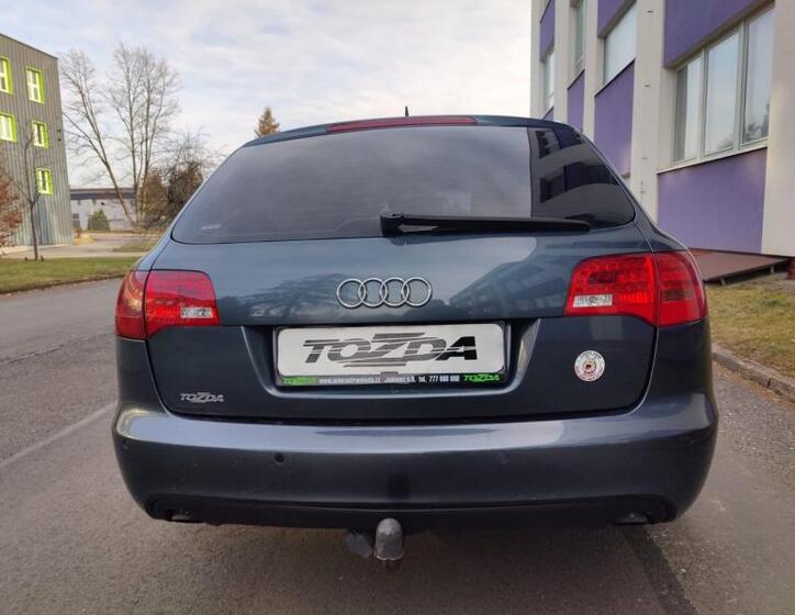 Audi A6 4