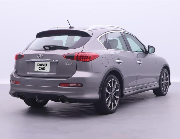 Infiniti EX35 7