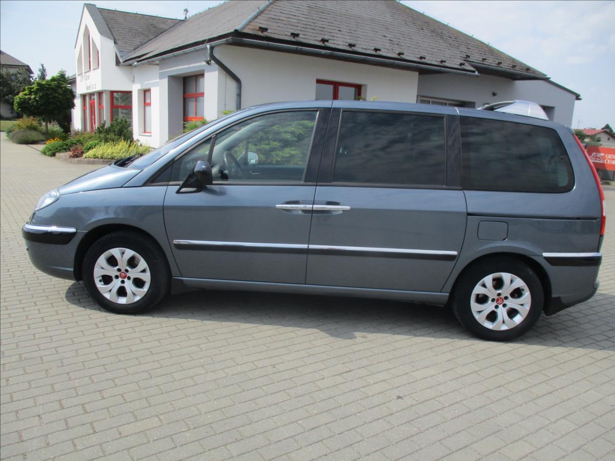 Citroën C8