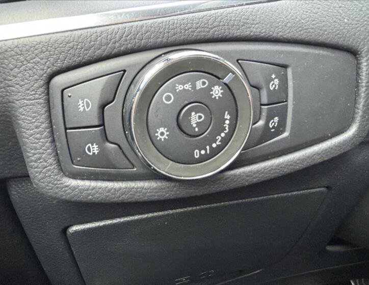 Ford S-MAX 26