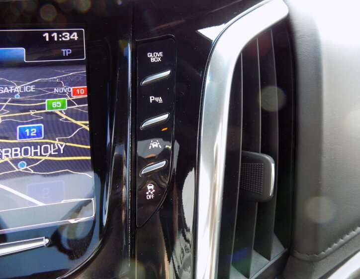 Cadillac Escalade 44