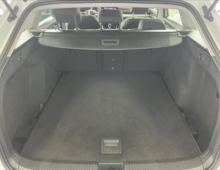 Volkswagen Golf 17