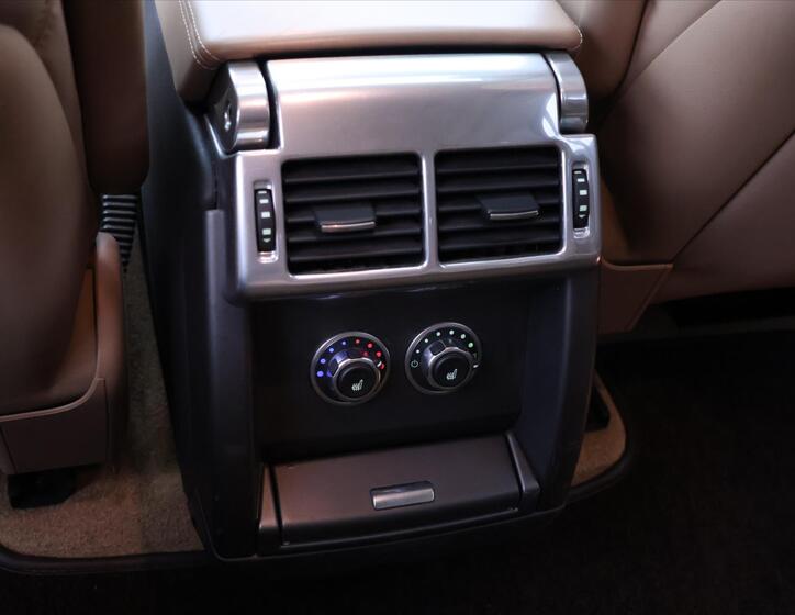 Land Rover Range Rover 33