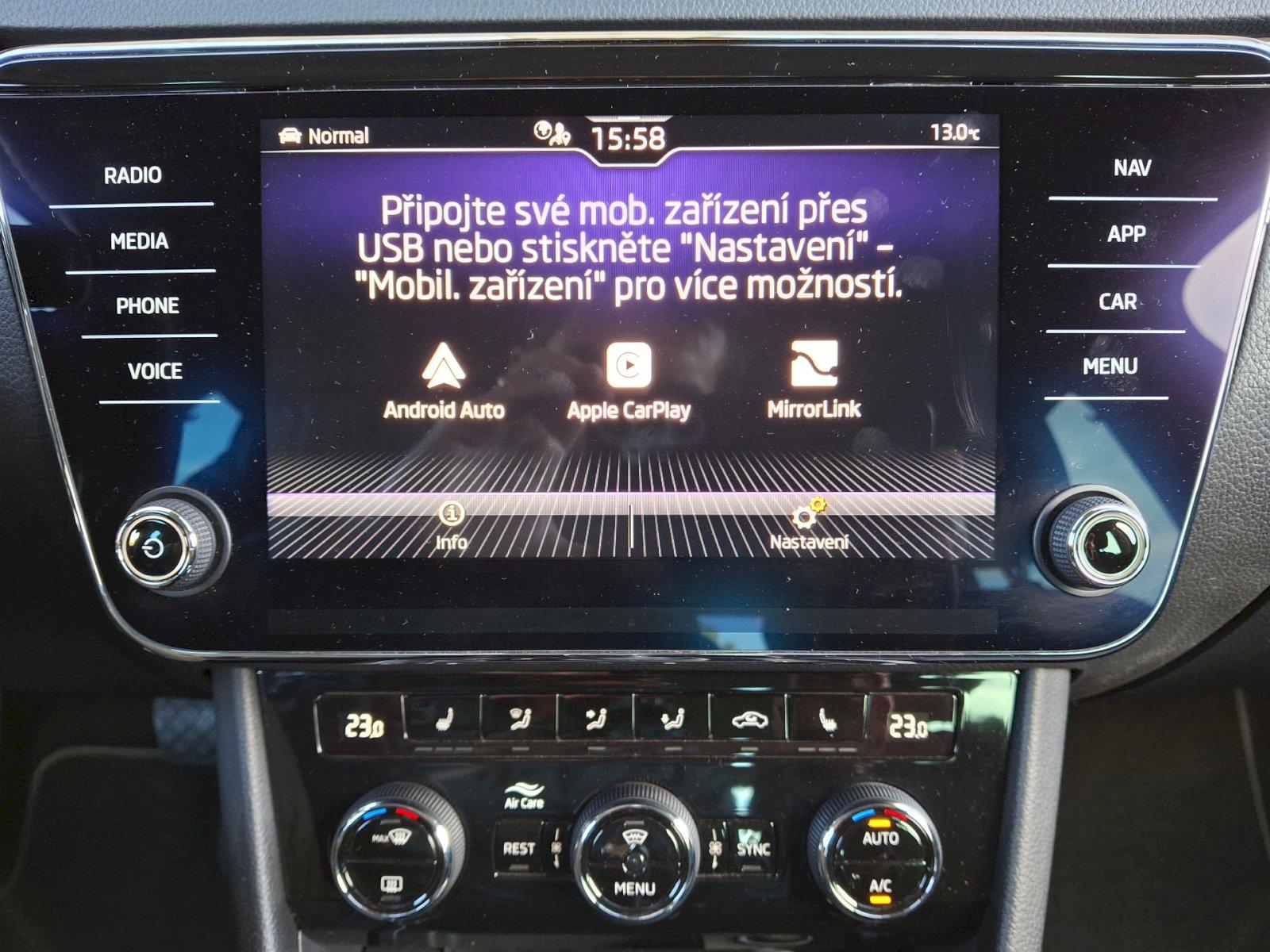 Škoda Superb