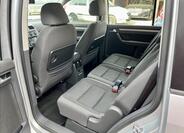 Volkswagen Touran 13