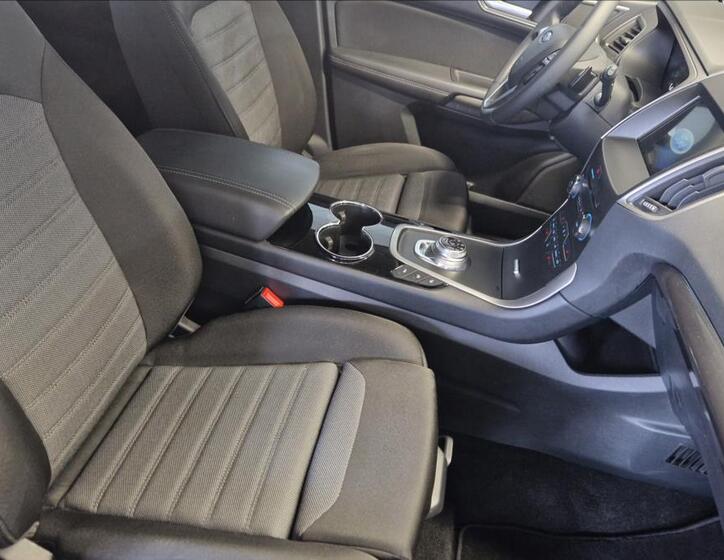 Ford S-MAX 17