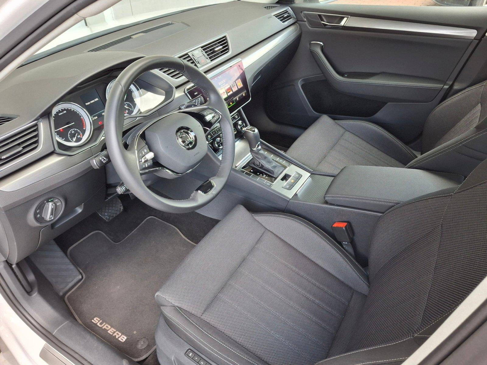Škoda Superb