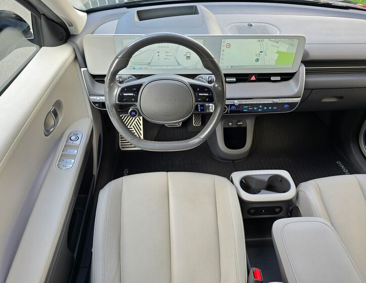 Hyundai IONIQ 16