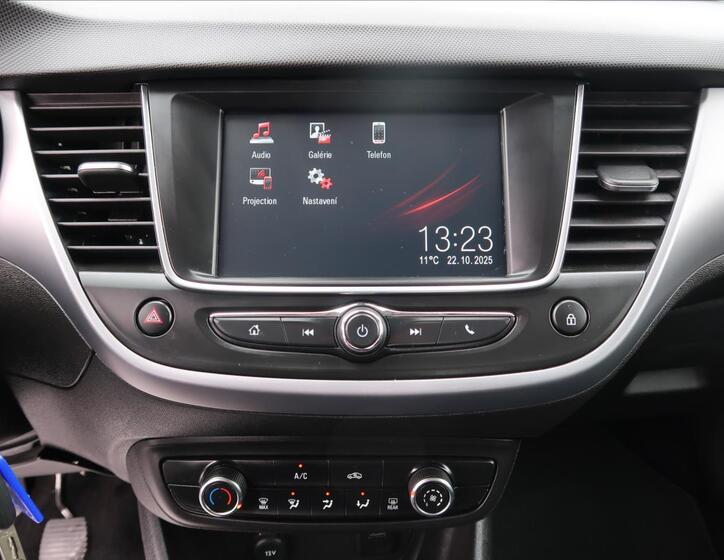 Opel Crossland X 14