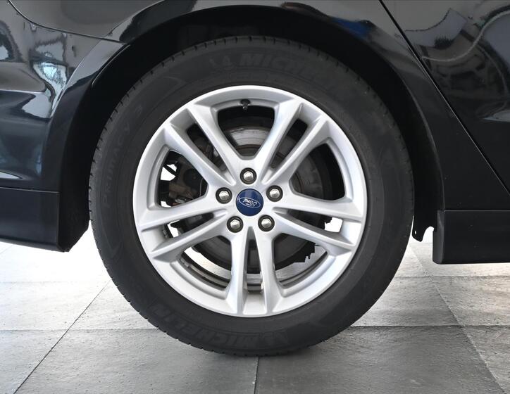 Ford Mondeo 31