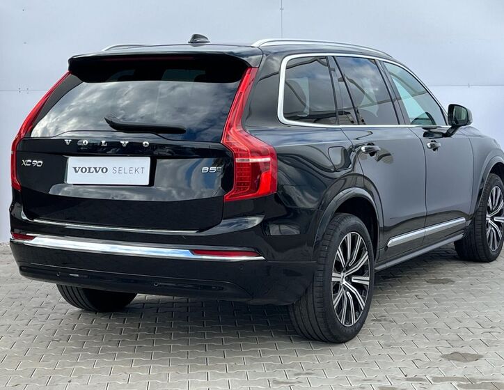 Volvo XC90 6