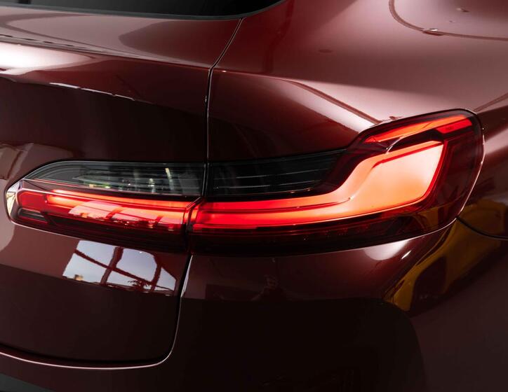 BMW X4 10
