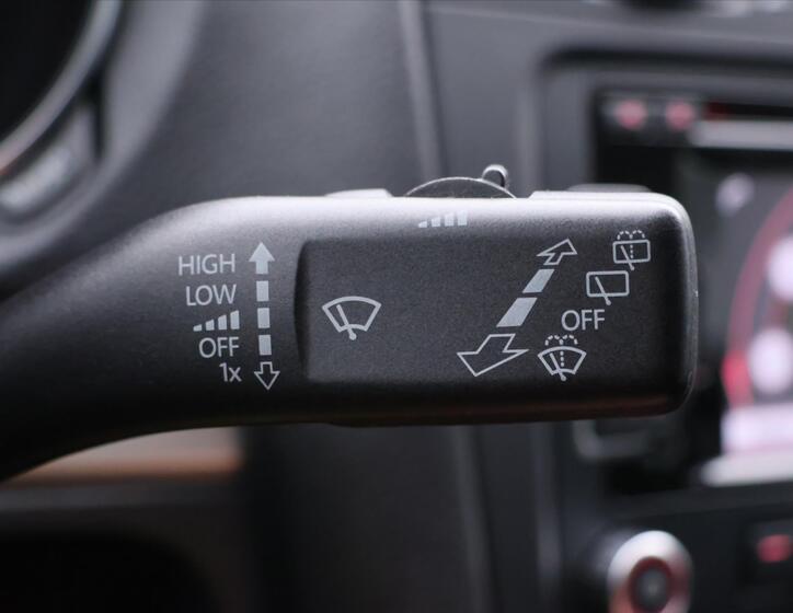 Volkswagen Golf 21