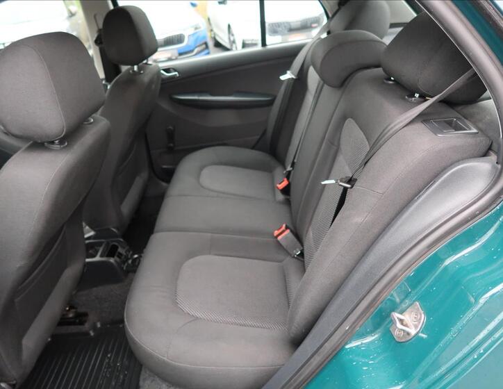 Škoda Fabia 16