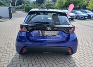 Toyota Yaris 5