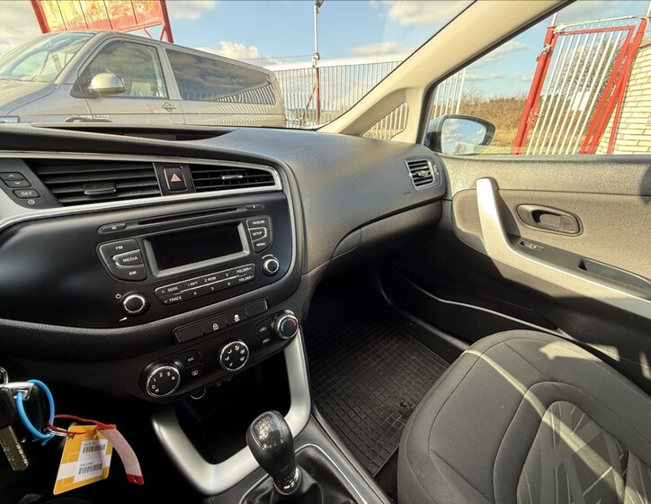 KIA Ceed 11