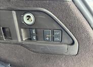 Volkswagen Touareg 14