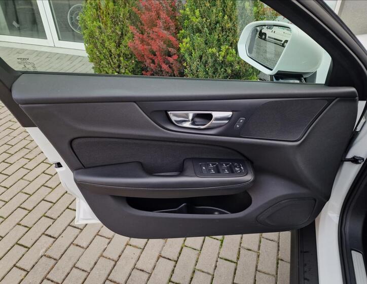 Volvo V60 37
