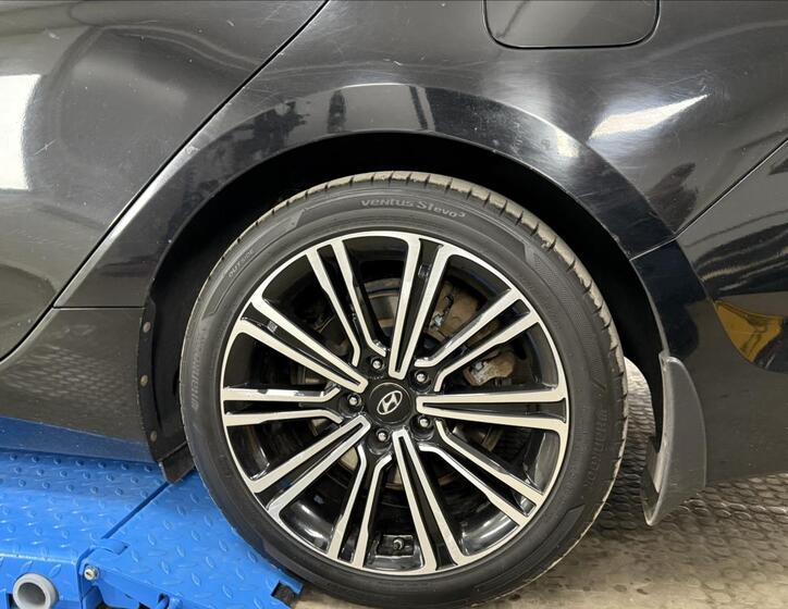 Hyundai i40 33