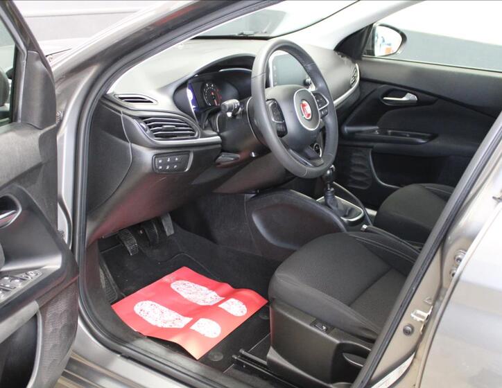 Fiat Tipo 9